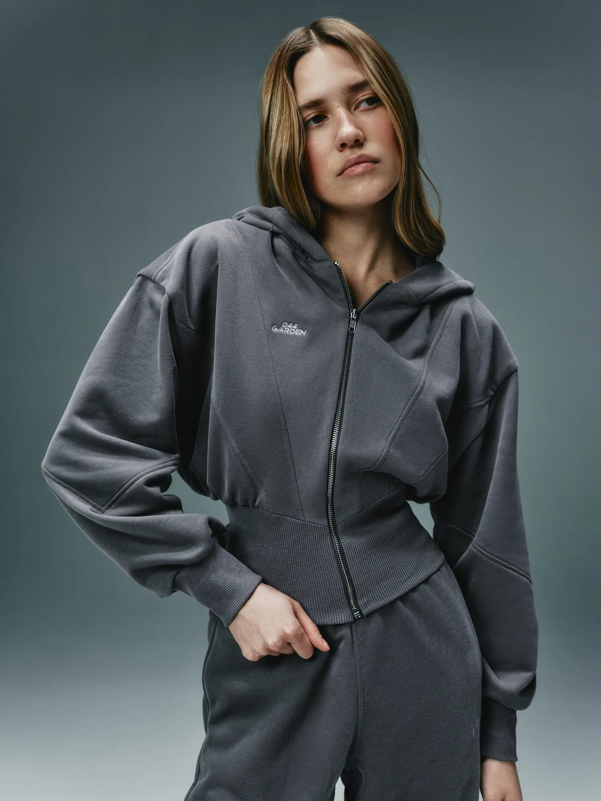 044 Joggers & Zip Hoodie GREY