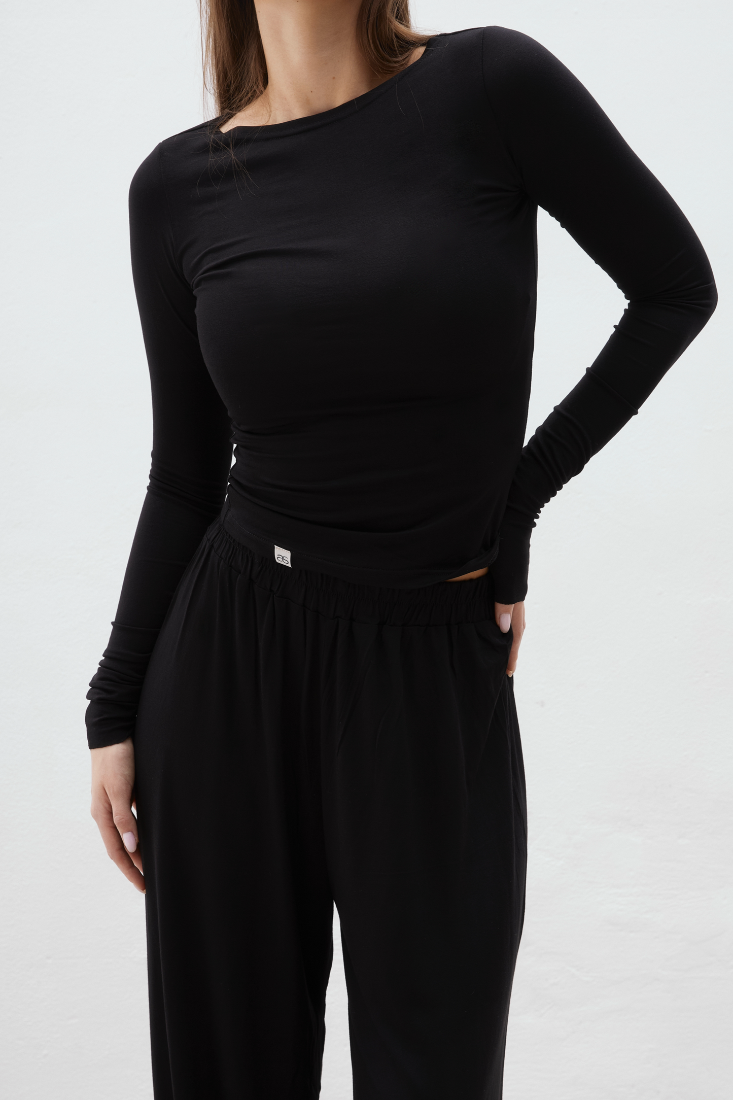 Skin top asiise BLACK