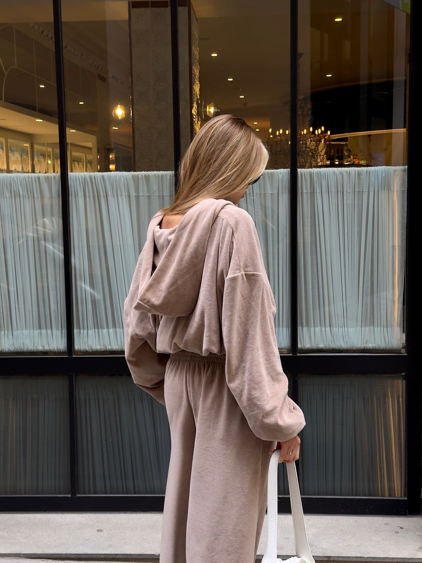 044 Garden tracksuit NUDE