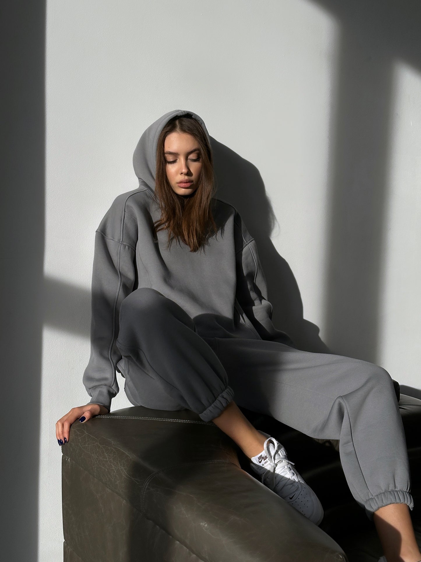 044 Garden Warm tracksuit hood GREY