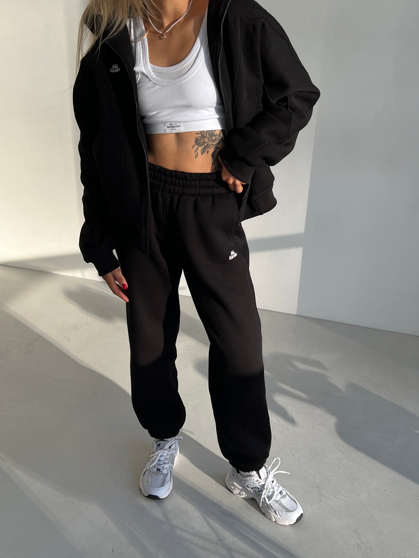 044 Garden Warm tracksuit BLACK